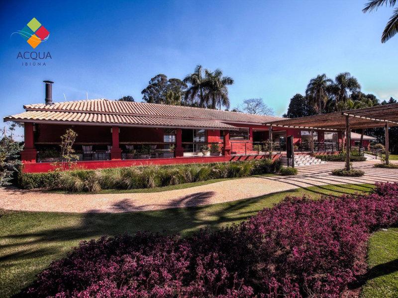 A paisagista Fátima Orlandi Junqueira apresenta seus projetos na 5ª edição do Anuário de Paisagismo